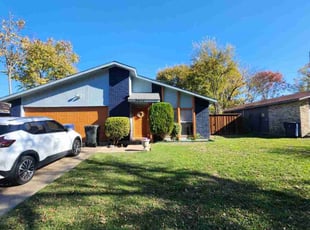 Bush Trimming by Macey Wheeler for Victoria E. in Garland, TX