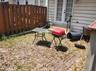 Leaf Removal by Manny Chavez for Barbara S. in Woodbridge, VA