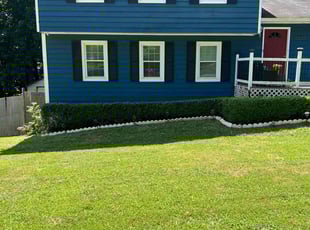 Bush Trimming by Joshiah Anabraba for Jefferina W. in Riverdale, GA