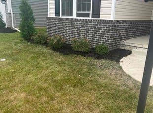 Mulching by Taru Smith for Qi J. in North Ridgeville, OH