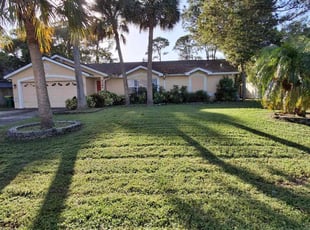 Robert R.'s Lawn Service service result