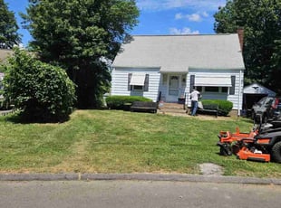 Bush Trimming by Tyrone May for Richard G. in East Hartford, CT