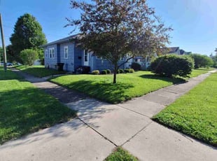 Aaron S.'s Lawn Care service result