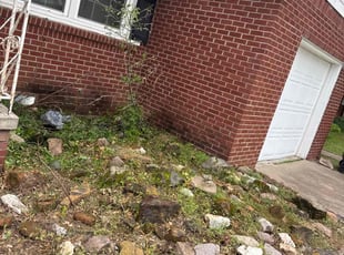 Weeding by M D for Nolan C. in Tulsa, OK