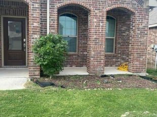 Bush Trimming by Jose Tovar for Jason P. in Haslet, TX