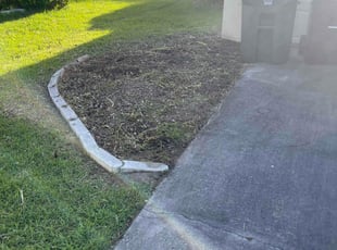Weeding by Jordan Davis for Ann R. in Davenport, FL