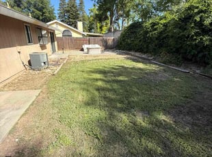 Leaf Removal by Diego Mojica for Floyd M. in Antelope, CA