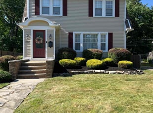 Bush Trimming by Demetrius Bennett Jr for Jeanne C. in Cleveland Heights, OH