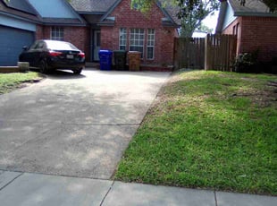 Leaf Removal by Terrell & Dana Wyatt for Anissa H. in Corpus Christi, TX
