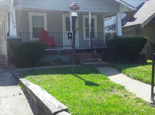 Bush Trimming by Julio Almestica for VERTA M. in Kansas City, MO