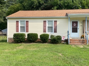Bush Trimming by Chris Thomas for Amy H. in Midlothian, VA