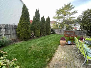 Patricia C.'s Lawn Service service result
