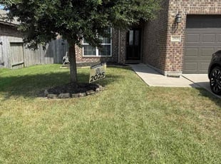 Weeding by Roberto Villalobos for Tiffany K. in Katy, TX