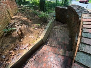 Leaf Removal by Wilmer Sosa for Alyssa L. in Arnold, MD