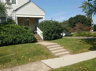 Bush Trimming by Daniel Burton for Josh M. in Aurora, IL