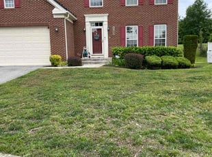 Bush Trimming by Brian Moreland for Pierrette F. in Brandywine, MD