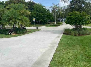 Bush Trimming by Bryan Satchell for Linda H. in Stuart, FL