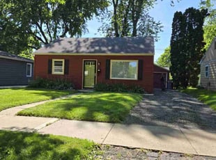 Lisa D.'s Lawn Maintenance service result