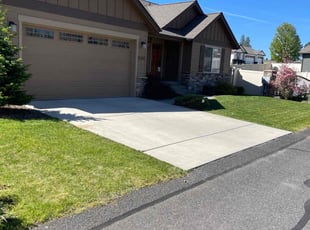 Sandra N.'s Lawn Care service result