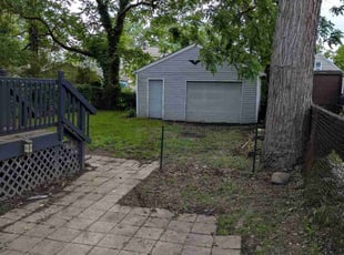 Leaf Removal by Eric Feiteira for Melissa C. in Akron, OH