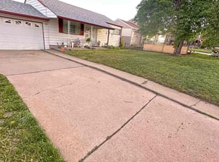 Jennifer B.'s Lawn Service service result