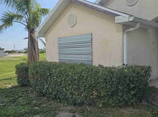 Bush Trimming by Lazaro Leon ortega for Theodore L. in Cape Coral, FL