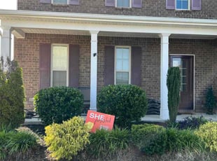 Bush Trimming by Kyle Carter for Angela W. in Smyrna, TN