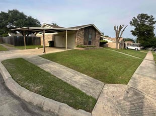 Maureen M.'s Lawn Care service result