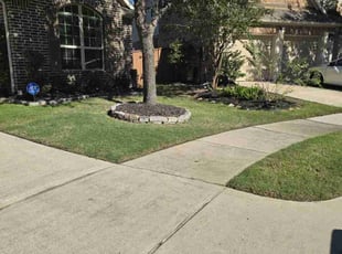 Heather S.'s Lawn Maintenance service result