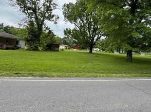 Pat G.'s Lawn Service service result