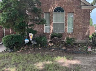 Bush Trimming by Dusty Posey for Olga S. in Aubrey, TX