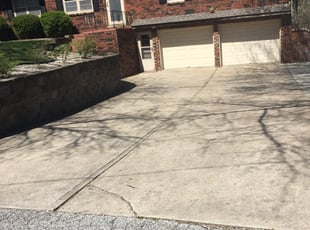 Leaf Removal by Ryan Black for Ellen B. in Weatherby Lake, MO