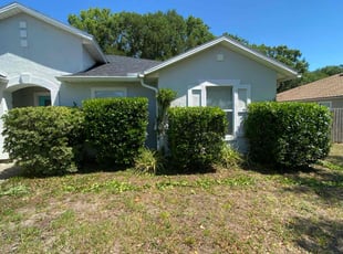Bush Trimming by Mark Collins for Sarah H. in Yulee, FL