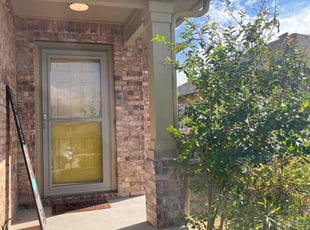 Bush Trimming by Salvador and Vega for Haley V. in Elgin, TX