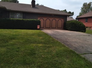 Bush Trimming by Julio Almestica for Cory R. in Lee's Summit, MO