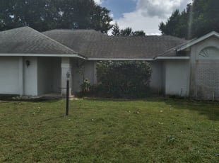 Bush Trimming by Kimberly Gray for Lawrence W. in Deltona, FL
