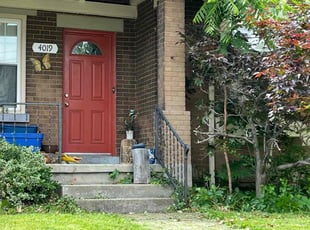 Bush Trimming by J Stevenson for Kensey S. in Cincinnati, OH