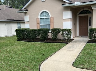 Bush Trimming by Kyle Dotson for David W. in Jacksonville, FL