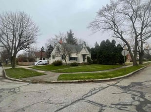 Leaf Removal by Demetrieus Bennett for Robert S. in Lyndhurst, OH