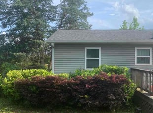 Bush Trimming by Carmie Chisolm for Bryana O. in Locust Grove, GA