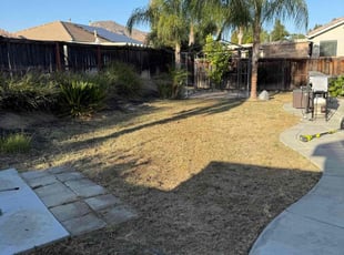 Bush Trimming by Omar Meza for Ashley J. in Menifee, CA