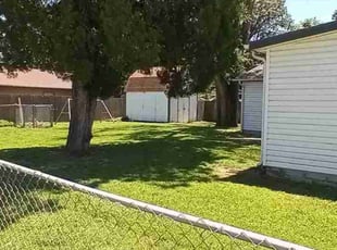 Amanda W.'s Lawn Maintenance service result