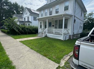 Maria J.'s Lawn Mowing Service service result