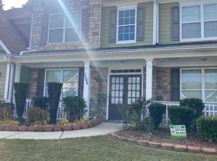 Bush Trimming by Jennifer Gooch for Nicole C. in Union City, GA