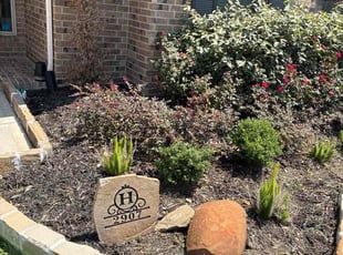 Weeding by Santiago Rodriguez for Charston H. in Manvel, TX