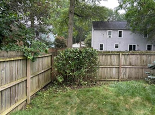 Bush Trimming by Leroy Green II for Ronald G. in Reynoldsburg, OH