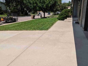 Chrissy R.'s Lawn Service service result