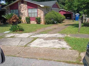 Bush Trimming by Tracy Delrow for Aladrienne A. in Mobile, AL