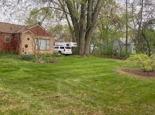Leaf Removal by Robert Cain for Sandy K. in Livonia, MI