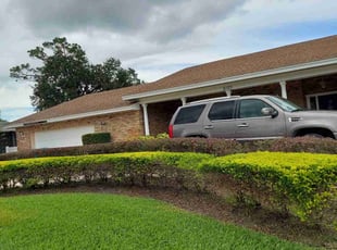 Bush Trimming by Marlon Green for Richard D. in Orlando, FL